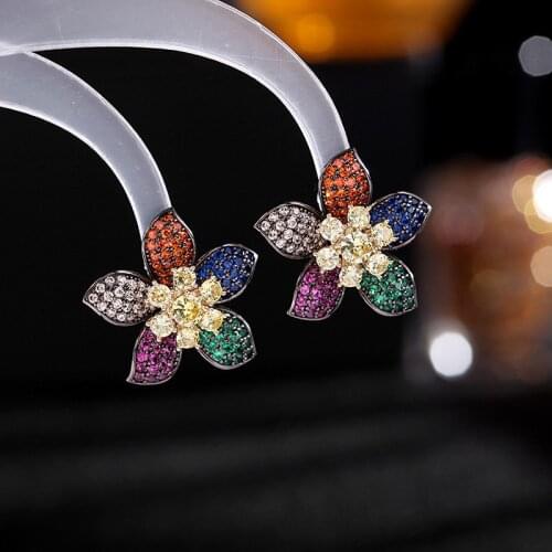 Luxurious Zircon Earrings Sparkle CZ Five Color Petal Earrings Stud Fashion Flower Ear Jewelry Women Female Accessories