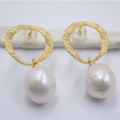 Real 925 Sterling Silver Dangle Earrings Natural Oval Freshwater Pearl Earrings for Lady ONLY ONE PAIR