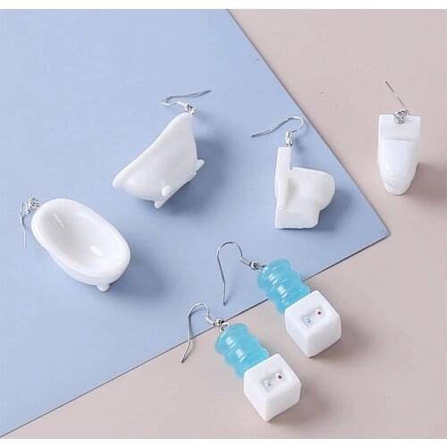 Funny 3D Bathtub Drop Earrings Resin Girl Creative Simulation Closestool Earring for Women Mini Drinking Fountain Dangle Jewelry