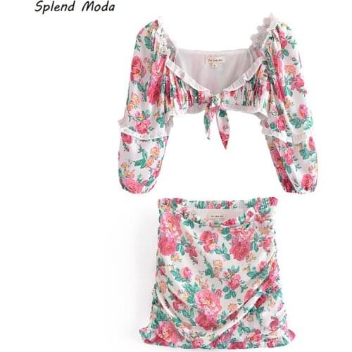 Splend Moda 2021 Summer Deep V-Neck Sexy Vintage Floral Print Ruffled Puff Sleeve Crop Top Women + Folds Mini Skirt Set Chic