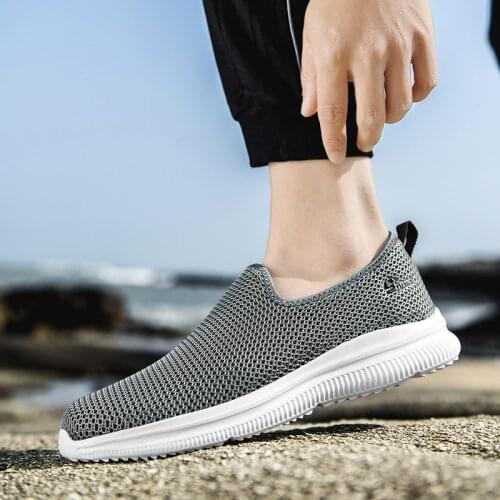 Summer Men Women Sneakers Slip-on Tennis Running Sport Shoes Male Breathable Mesh Casual Sneakers Walking Trainers Shoes Plus 47