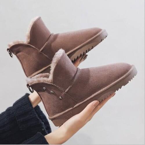 Womens Flat Heeled Cotton Shoes Winter Fashionable Snow Boots Womens Medium Tube Plush Thickened Anti Slip Black CottonShoes