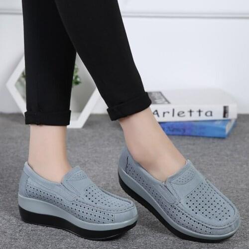 Purziro Women's Moccasins