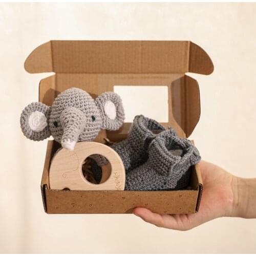 3pcs Baby Toys Wooden Elephant Bells Baby Teether Crochet Shoes Cartoon Animals Baby Birth Ceremony Newborn Gifts Box Packaging