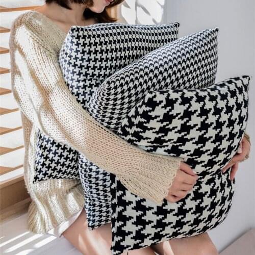 Modern Black White Houndstooth Cushion Covers 45*45 Jacquard Throw Cushion Cover Decorative Square Pillow Case Luxury Home Decor