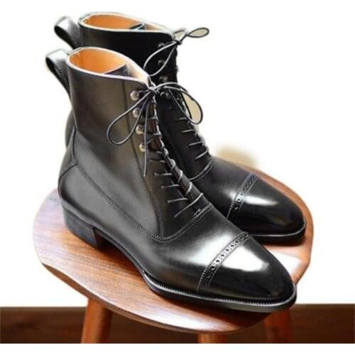 2021 New Mens Shoes Fashion Trend Classic Black PU Three-section Hollow High-top Lace-up Round Toe All-match Ankle Boots KS306