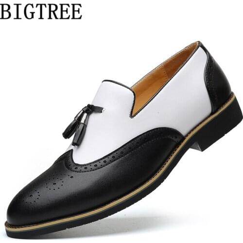 Italian Wedding Shoes Loafers Men Coiffeur Brogue Shoes Men Classic Fashion Designer Plus Size Leather Shoes Men Classic Zapatos