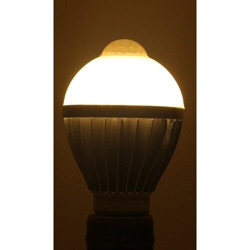 E27 bulb 5W Auto PIR Infrared Motion Sensor Detection White Warm White 5730 SMD LED Bulb Lamp Lights 85-265V 1pcs/lot