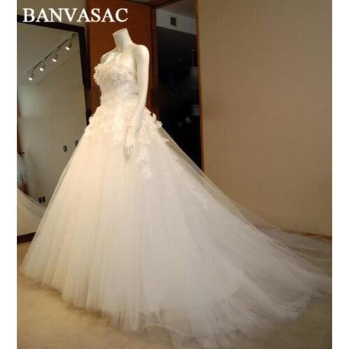 BANVASAC 2017 New A Line Elegant Flowers Strapless Wedding Dresses Sleeveless Satin Luxury Court Train Bridal Gowns