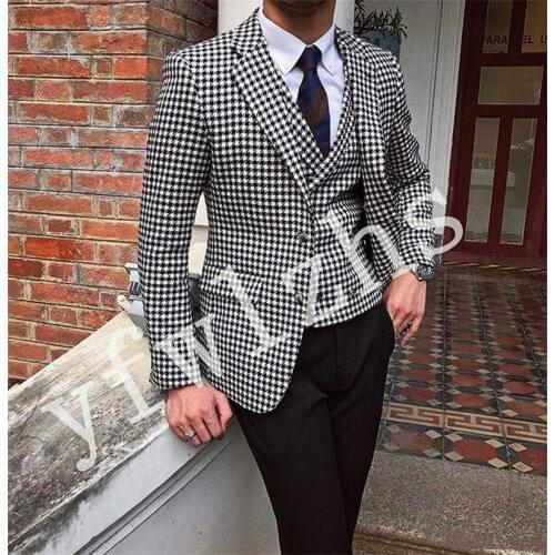 Handsome Two Buttons Groomsmen Notch Lapel Groom Tuxedos Wedding Dress Men Suits Blazer Prom Dinner (Jacket+Pants+Tie+Vest) A988
