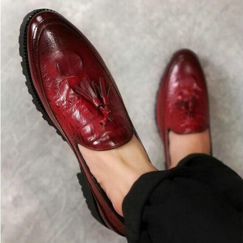 New New luxury brand fashion Men tassel loafers shoes leather italian formal dress Pointed Toe Oxfords Formal Wedding shoes sh4