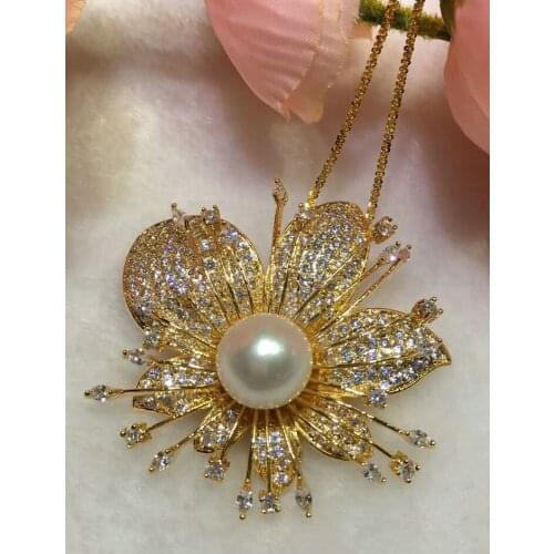 High-grade microscope zircon simple delicate flowers blossom white freshwater pearl brooch pendant fashion jewelry no chain