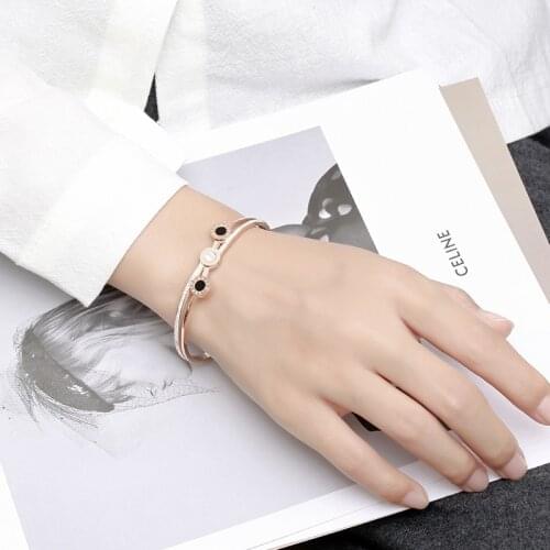 Carvort Beautiful Bracelets