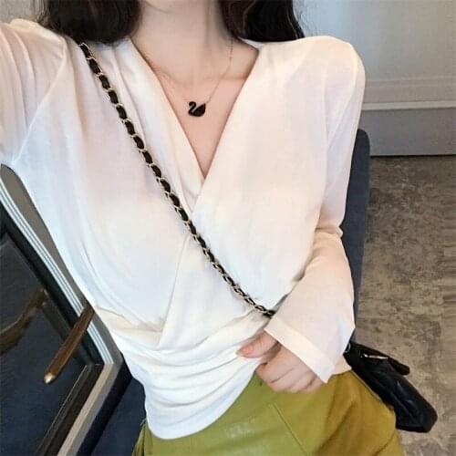 2021 New Spring Sexy V-Neck Cross Kink Shirt Cotton Long-Sleeved T-shirt Womens Bottoming Shirt Female Slim Pullover