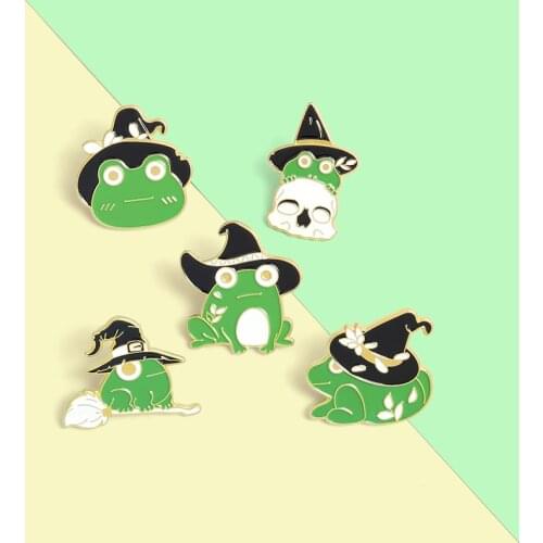 Green Frog Enamel Pin Skeleton Witch Hat Magic Brooches Lapel Pins Halloween Witchcraft Badge Jewelry Gift for Women Wholesale