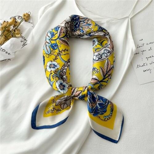 2021 Retro Hair Wrap Print Silk Shawl Satin Square Scarf For Women New Neckerchief Female Headband Lady Foulard Hijab Bandana