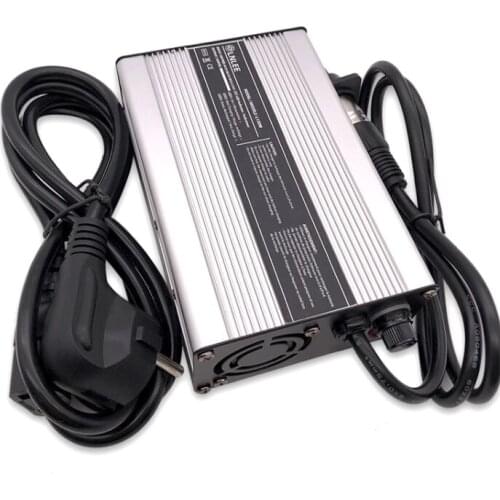 China manufacturer UY180 60 volt scooter charger 180w 71.4v 2a battery charger