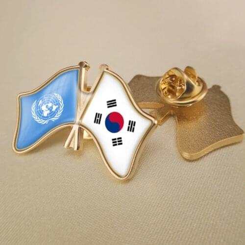 United Nations and South Korea Crossed Double Friendship Flags Lapel Pins