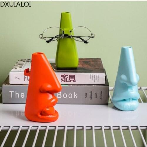 Modern creative personality glasses frame ornaments flower arrangement ornaments resin crafts glasses bracket home decoration