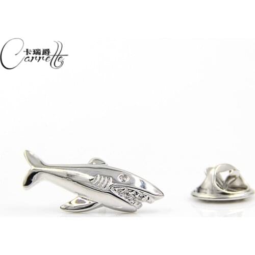 Metal business mens brooch Fun sand fish cufflinks brooch Mens suit collar shirt collar buckle