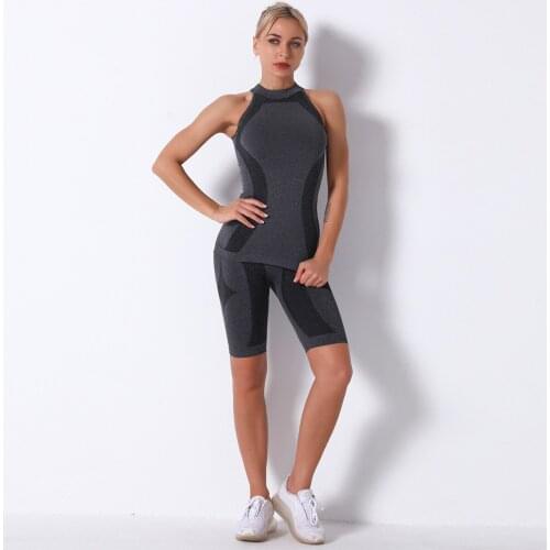 Seamless knitted moisture wicking vest shorts suit yoga pants sports running fitness pants