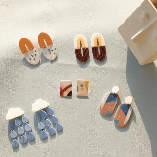 AOMU New Design Hollow Retro Cloud Rain Colorful Fashion Graffiti Geometric Oval Square Cute Acrylic Earring for Women Jewelry