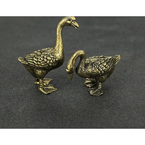 Mini 2pcs Cute Brass Goose Vintage Animal Statue Metal Figure Props Home Office Desk Decor Ornament Toy Gift