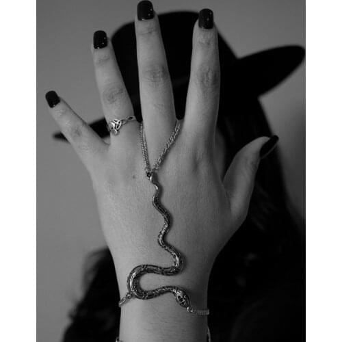 Serpente Hand Chain Bracelet/Punk/Metal Snake /witchstyle Witches jewelry