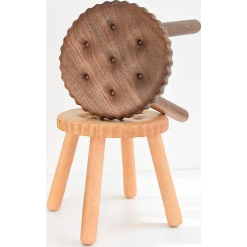 GY Solid Wood Stool Home Childrens Low Stool Living Room Door Shoes Changing Small Bench Creative Biscuit round Stool