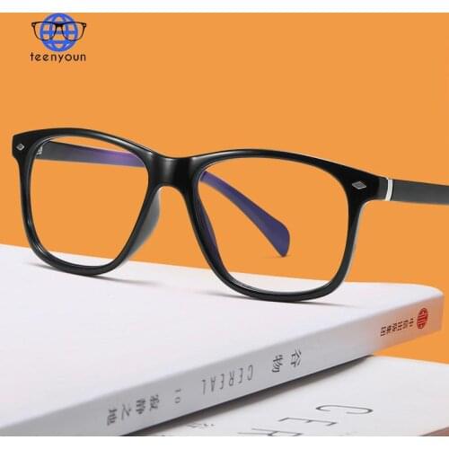 TEENYOUN Anti Blue Light Blocking Glasses Square Frame Women Rivet Eyeglasses Frame Gaming Vintage Men Spectacles Eyewear