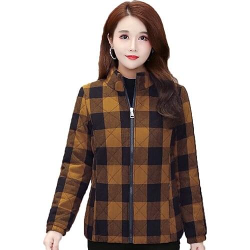 New Winter Jacket Female Short Plus Velvet Thicker Cotton Padded Clothes Women Parka Winter Coat Casual Plaid Outerwear 5XL W663