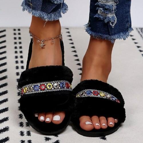 Fluffy Slides Women 2021 New Short Plush Fur Slippers Indoor Outdoor Luxury Elegant Rhinestone Comfort Furry Flats Slipper