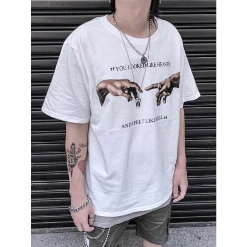 New Summer Harajuku Trendy Cool Men T-shirts Finger Pranks Play Dark Printed T shirt Unisex Cotton Short Sleeves Tshirt