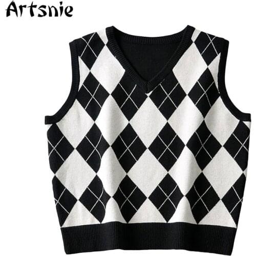 Artsnie Autumn Black Argyle Sweater Vest Women V Neck Sleeveless Pull Femme Streetwear Knitted Ladies Cropped Sweaters Vest