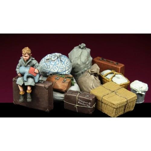[tuskmodel] 1 35 scale resin model figures kit ww2 European Civilians children with luggage