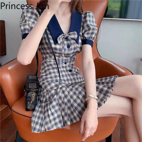 Vintage Fashion Women Retro Plaid Dress Short Puff Sleeve Bowknot Pleated Mini Dress Single Breast Peter Pan Collar Slim Dress