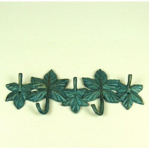 Cast Iron Maple Leaf Wall Hook Decorative Metal Home Organizer Clasp Houseware Convenience Gadget Craft Accessories Supplies