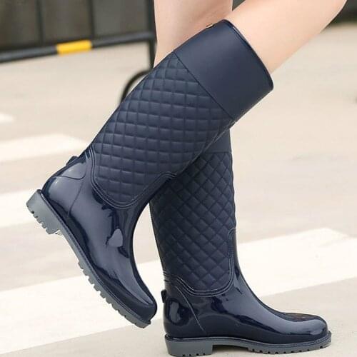 YEINSHAARS New Women Rain Boots Lady Rain Water Shoes Ourdoor Rainboots Italianate Pvc Rubber Rainboots Lady Waterproof Shoes