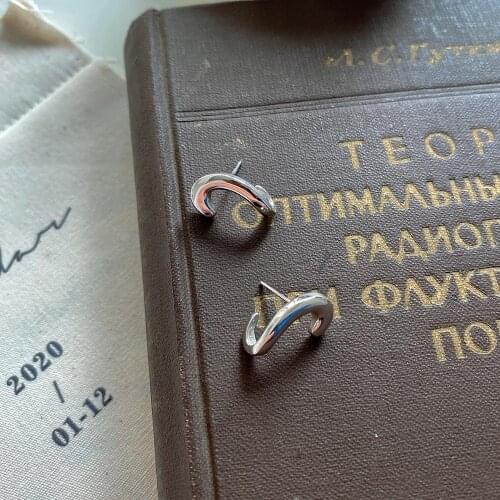 Authentic 925 Sterling silver Glossy Wave Stud earrings TLE819