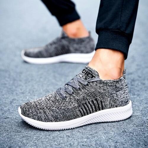 HUIYI Mens Breathable Sneakers