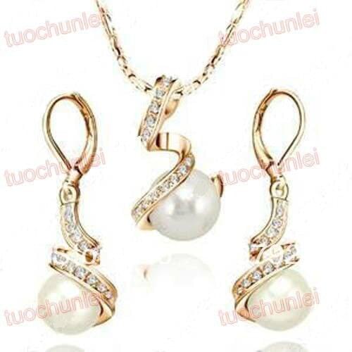 Free shipping ******18 K GP White Shell Pearl Inlay Crystal Pendants Necklace Earring Set