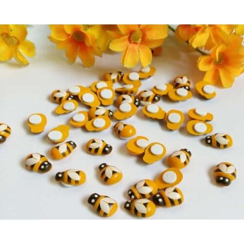 100Pcs Bees and Ladybugs Wooden Buttons Flatback Cabochon Scrapbooking Crafts Wood Knopf Bouton Kawaii Decor Diy Accessories