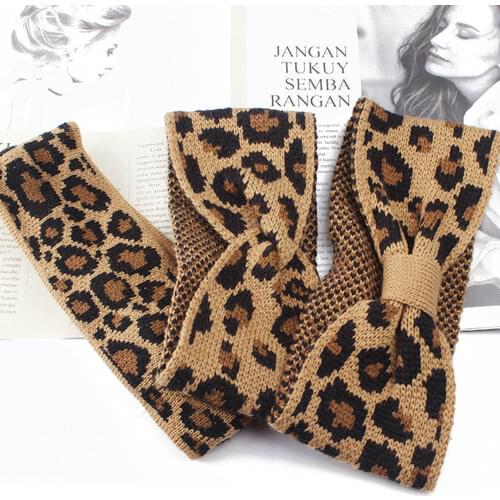 Women Fashion Warm Headwear Turban Winter Vintage Leopard Print Knitted Headband Wide Bowknot Elastic Crochet Hairband Scrunchie