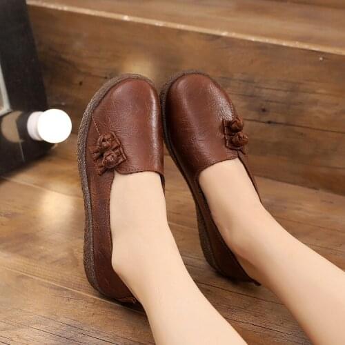 Retro Casual Slip-on Womens Shoes Middle-Aged and Elderly Versatile Shallow Mouth Mom Shoes Old Beijing Cloth Shoes Flat Heel