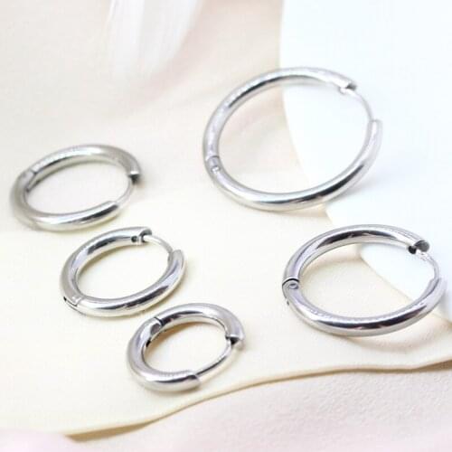 Earring mens fashionable non-ear hole ear clip ins student 2020 new non-hole clip earring fake earrings womens titanium steel