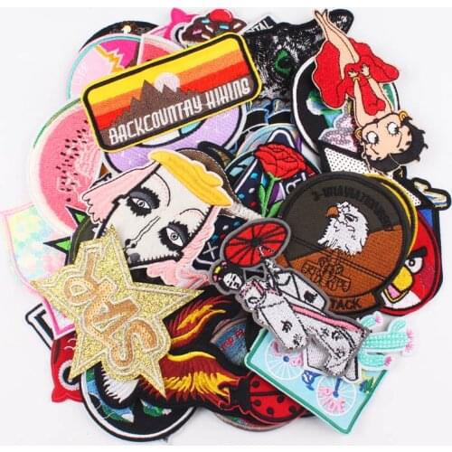 20pcs Random mix Badge Patch Sew On Embroidered Stickers DIY Garments Appliques Coats Bags Decoration Handmade Patchcrafts