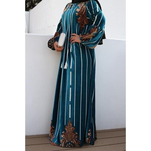 Vintage Floral Velvet Loose Long Sleeve Maxi Dress Women Muslim Jilbab Kaftan Cocktail Turkey Robe Islamic Abaya Clothing Gowns