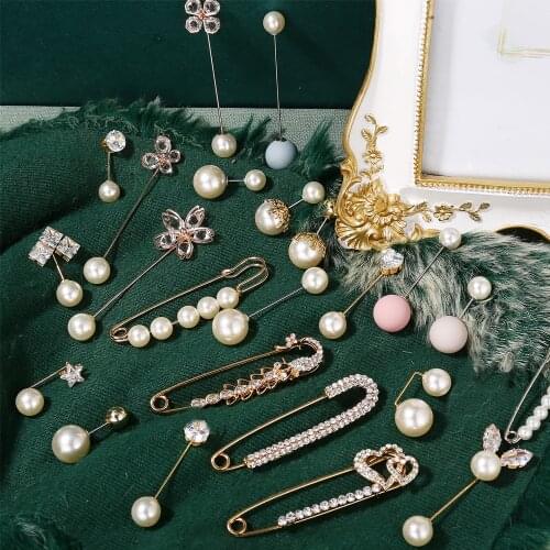 17KM Fashion Crystal Brooches Pins For Women Ladies Simple Rhinestone Pearl Brooches Lapel Pins Buckle Pin Jewelry Accessories