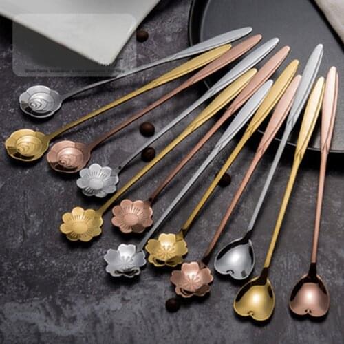 Flowers Design Gold Spoon Long Handle Dessert Tea Coffee Mixing Spoon Stainless Steel Vintage Teaspoons Drink Tableware 1PC