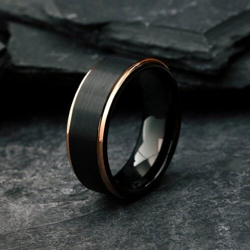 Exquisite Fashion Black Brushed Stainless Steel Rings Gold Color Edge Men Wedding Engagement Band Party Jewelry Mens Gifts
